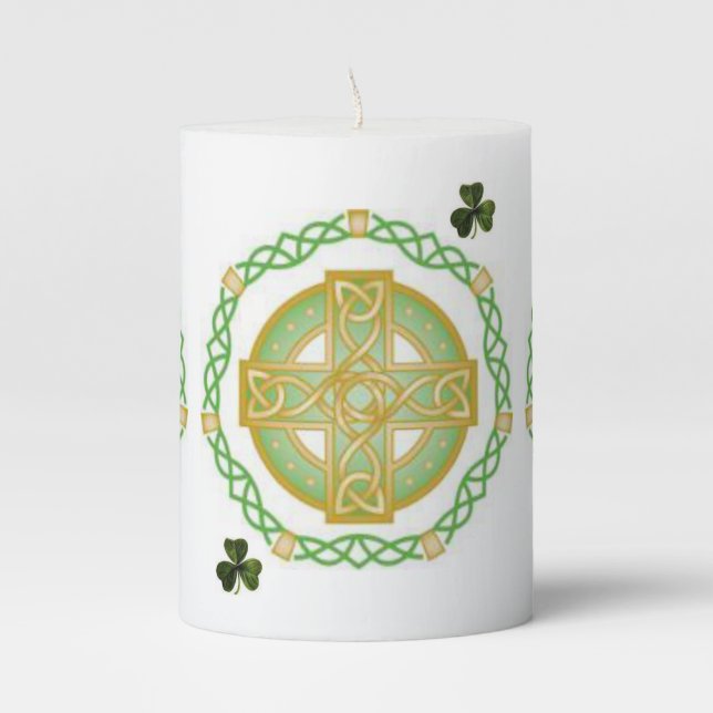 St. Patrick's Day Pilar Candle (Front)