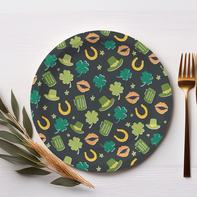St. Patrick's Day Shamrock Pattern Paper Plates (Creator Uploaded)