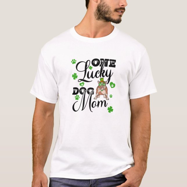 St. Patrick's Day Women Dog Mom One Lucky Dog Mom T-Shirt (Front)