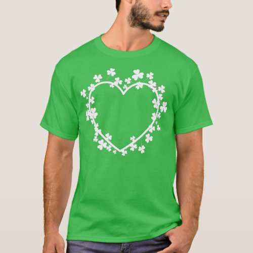 St Patricks Day  Women Shamrock heart Irish Gift T_Shirt