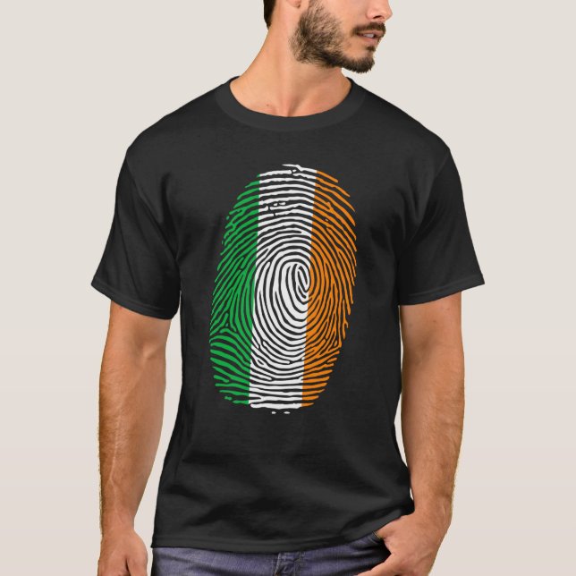 St Patricks Day Zu Saint Paddy's Flag Irish Finger T-Shirt (Front)