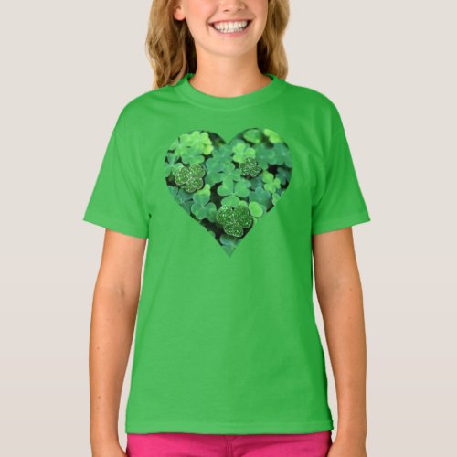 St Patties day green shamrock Irish hearts T_Shirt
