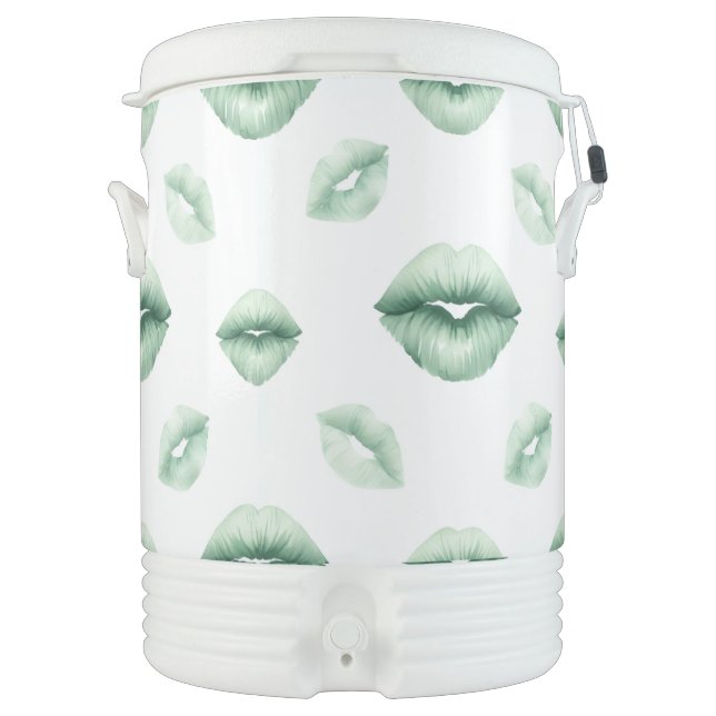 St Patty Kisses Beverage Cooler (Front)