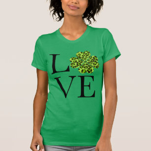 St. Patty’s day Green cheetah leopard shamrock     T-Shirt