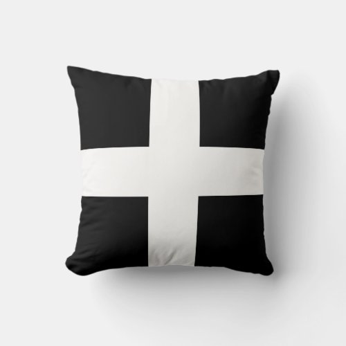 St Piranâs flag  flag of Cornwall Throw Pillow