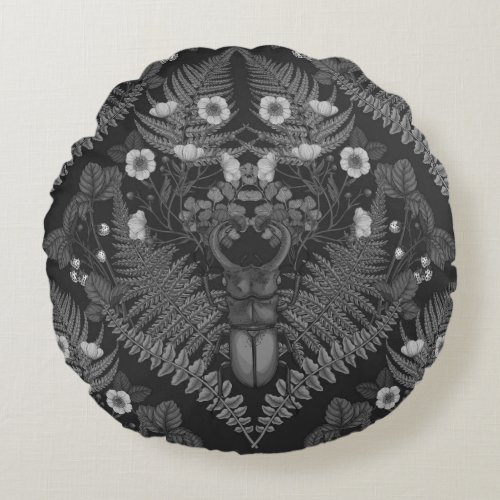 Stag beetle and ferns in black and white round pillow