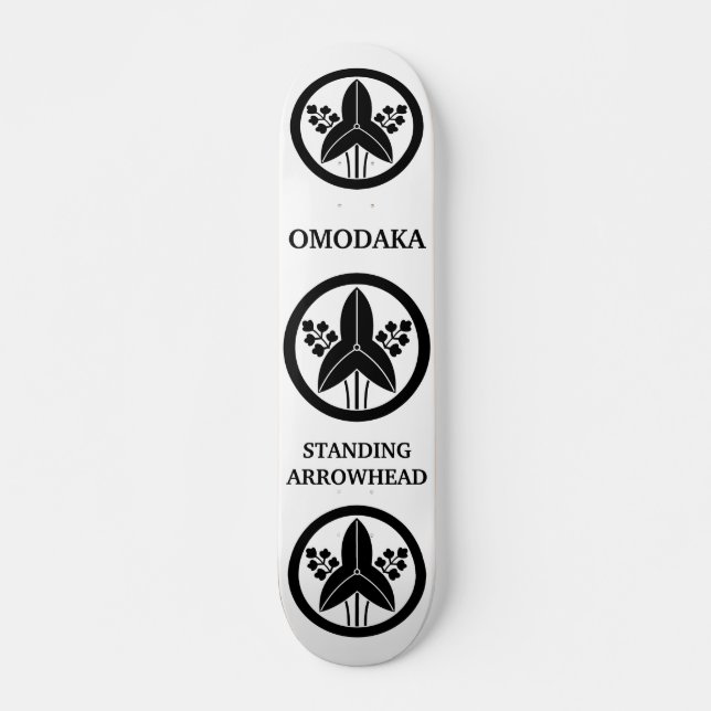 Standing arrowhead in circle skateboard (Front)