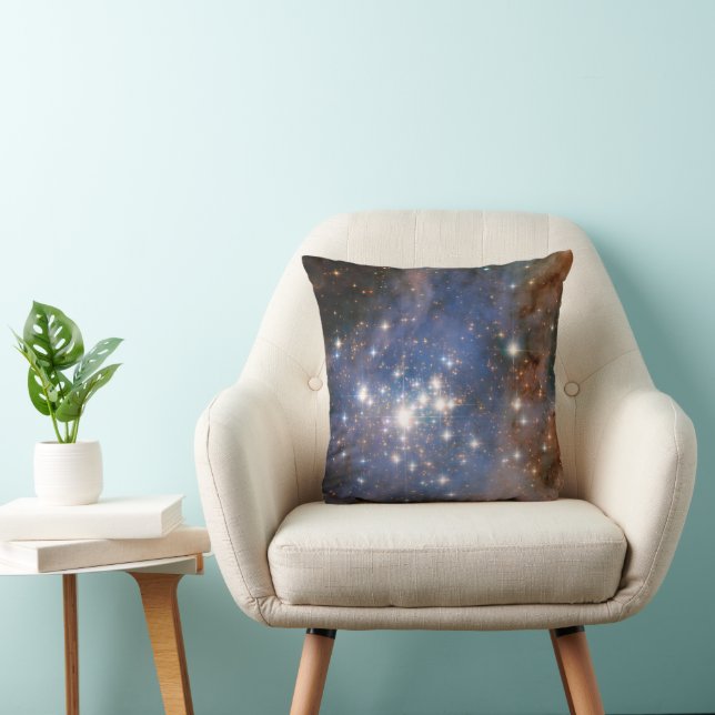 Star Cluster Trumpler 14. Throw Pillow (Chair)
