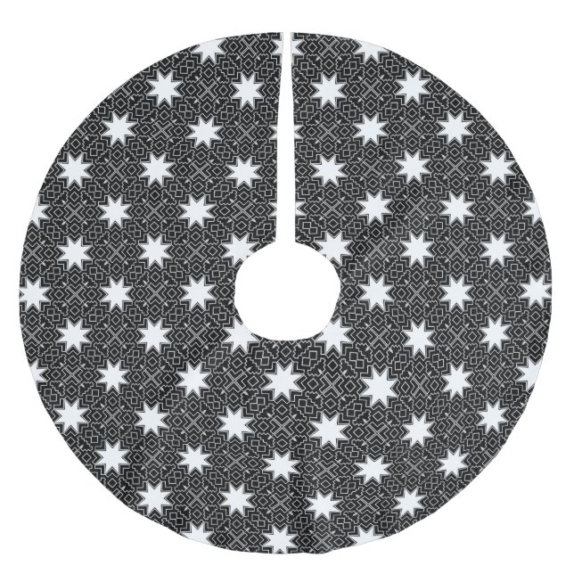 Star Geometric INV Brushed Polyester Tree Skirt (Front)