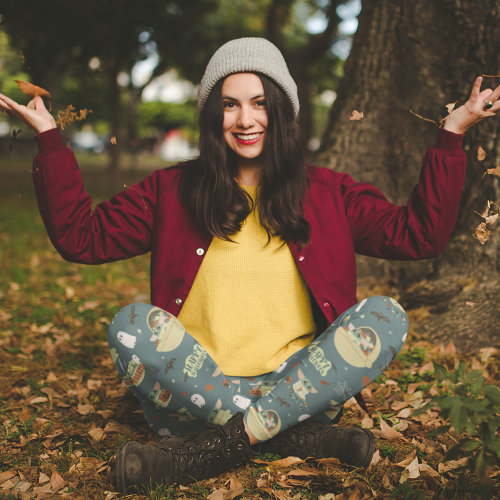 Star Wars Grogu Halloween Trick-or-Treat Pattern Leggings
