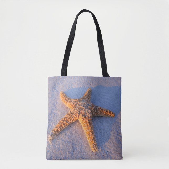 Starfish On White Sand Tote Bag (Front)