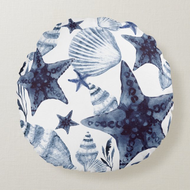 Starfish Shells Navy Blue And White Beachy Pattern Round Pillow (Front)
