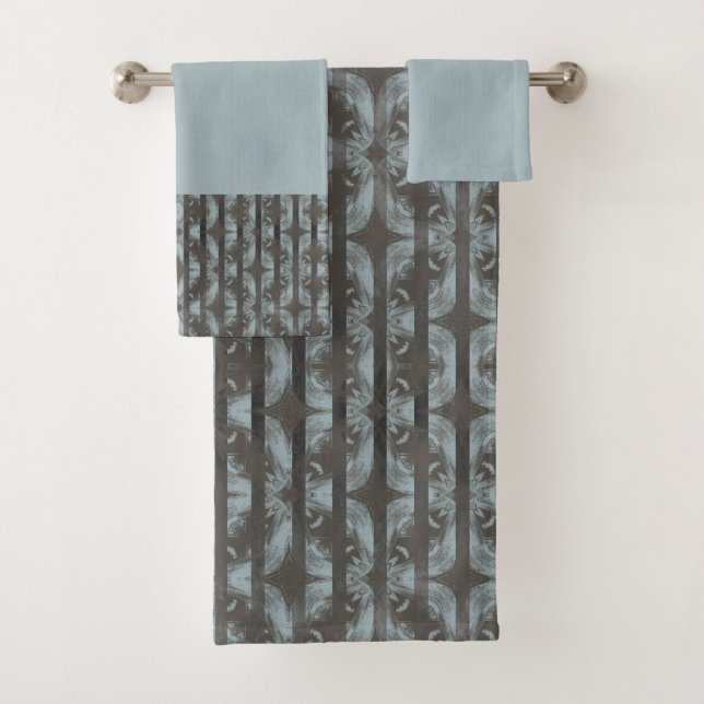 Stars in Tiles & Stripes Pattern Bath Towel Set (Insitu)