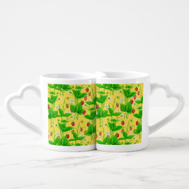 Starwberry garden on yellow coffee mug set (Front Nesting)