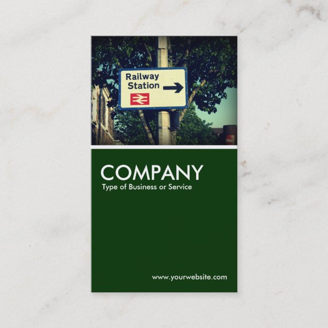 Station Sign - Dark Green Business Card (Front)