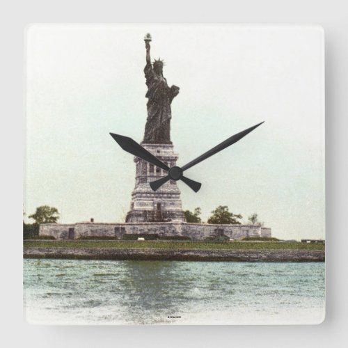 Statue Of Liberty 1900 Square Wall Clock