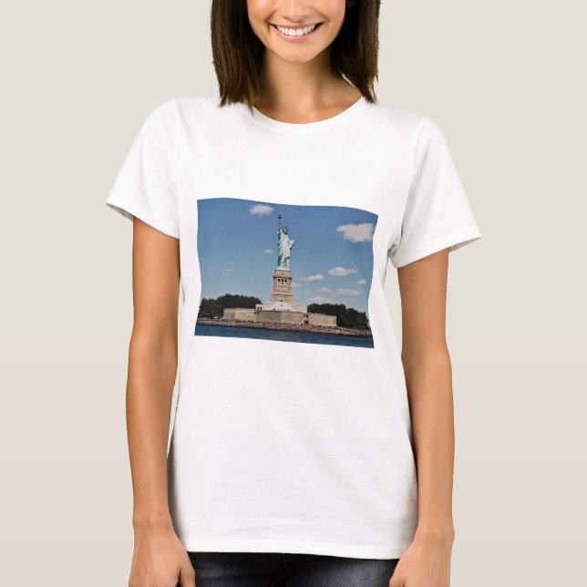 Statue of Liberty 2 T-Shirt