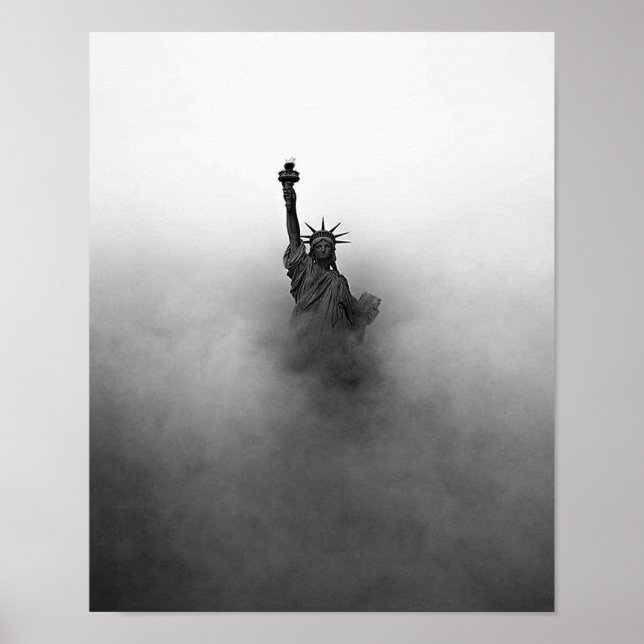 Statue of liberty in fog poster (Front)