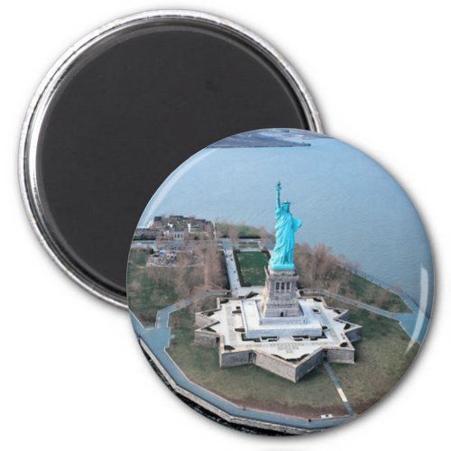 statue of liberty magnet