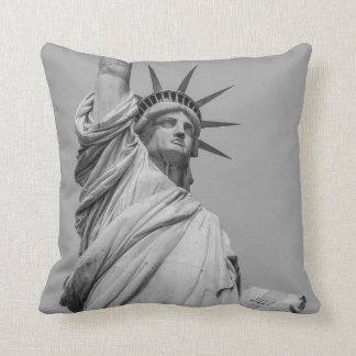 Statue of Liberty Pillowcase Throw Pillow