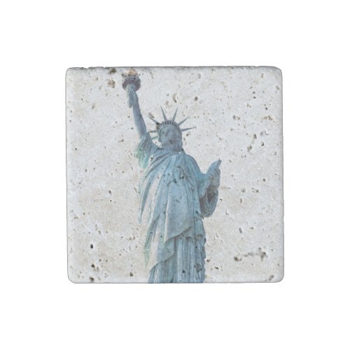 Statue of liberty   stone magnet