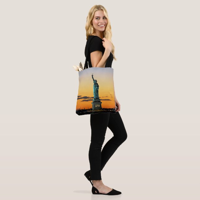Statue of Liberty, sunrise photo, Tote Bag (On Model)