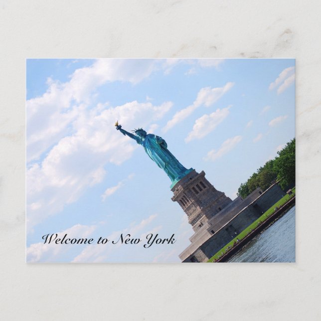 Statue of Liberty, Welcome to New York Postcard (Front)