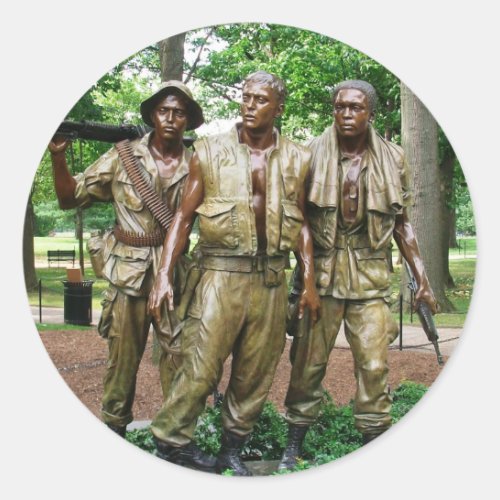 Statue of the Three Servicemen   Vietnam War Vets Classic Round Sticker