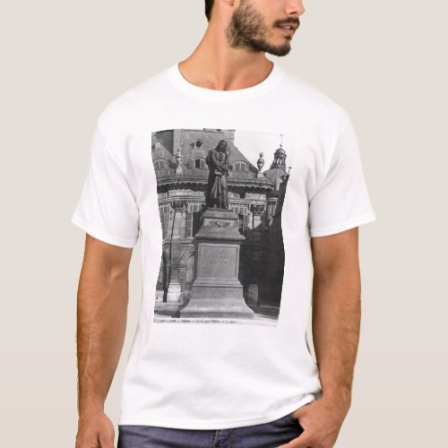 Statue of Voltaire T_Shirt