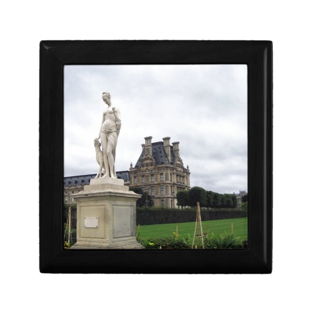 Statue on the Louvre Grounds Keepsake Box (Front)