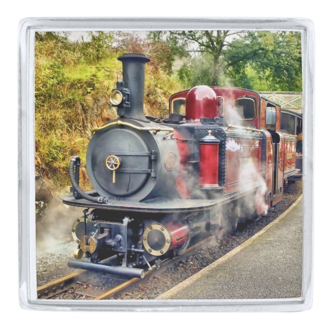 STEAM TRAIN SILVER FINISH LAPEL PIN (Front)