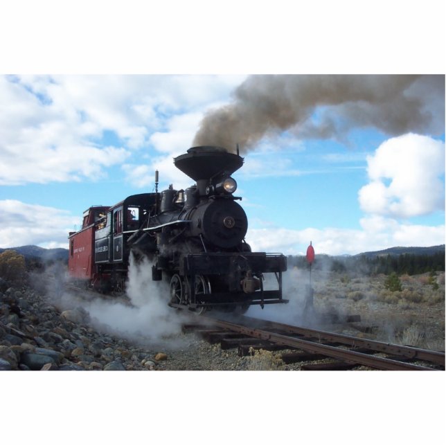 Steaming along Ornament Statuette (Front)