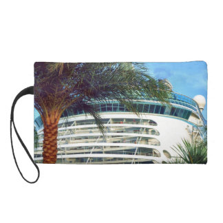 travel wristlet