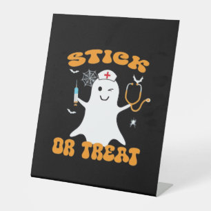 Stick or Treat Nurse Funny Halloween Costume Essen Pedestal Sign