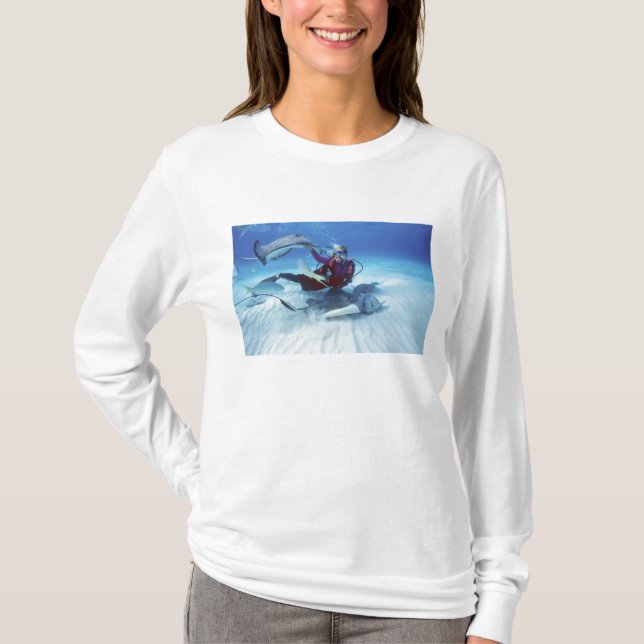 Stingray City, Grand Cayman, Cayman Islands, T-Shirt (Front)
