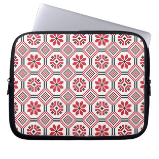Stitch pattern laptop sleeve