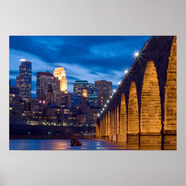 Stone Arch Bridge Minneapolis Skyline poster (Front)