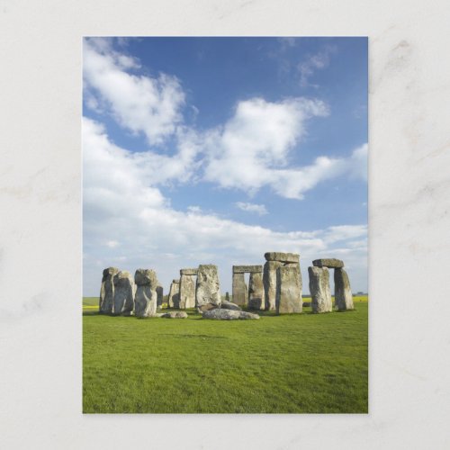 Stonehenge circa 2500 BC UNESCO World Postcard