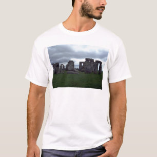 Stonehenge, England rock formation T-Shirt