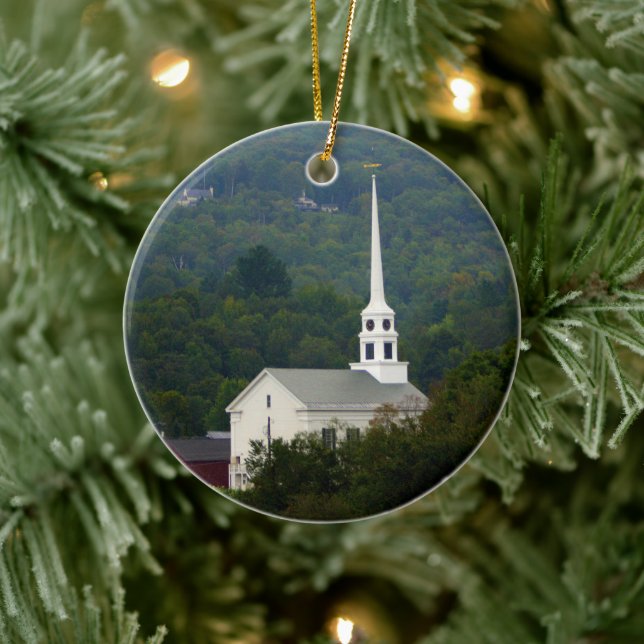 Stowe Community Church Round Ornament (Tree)