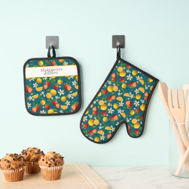 Strawberry and Lemon Fresh Fruit Pattern Oven Mitt & Pot Holder Set (Insitu(Hanging))