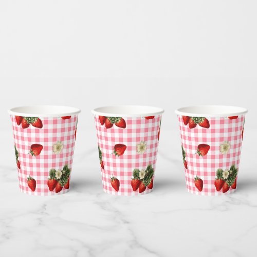 Strawberry and red gingham cute paper cups