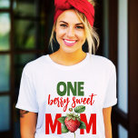 Strawberry Berry sweet First Birthday mom T-Shirt<br><div class="desc">Strawberry 1st Birthday Party | Berry Sweet Mom Tshirt The design features watercolor strawberries in the background and personalized text in the shape of a strawberry. The text says One Berry Sweet MOM. It is a perfect birthday outfit for a mom to wear on the first birthday of a baby....</div>