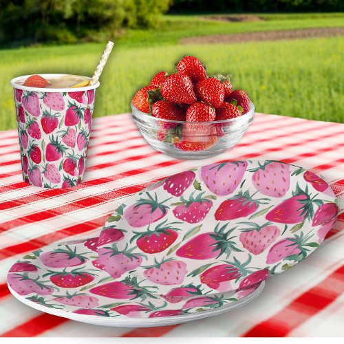 Strawberry paper plates