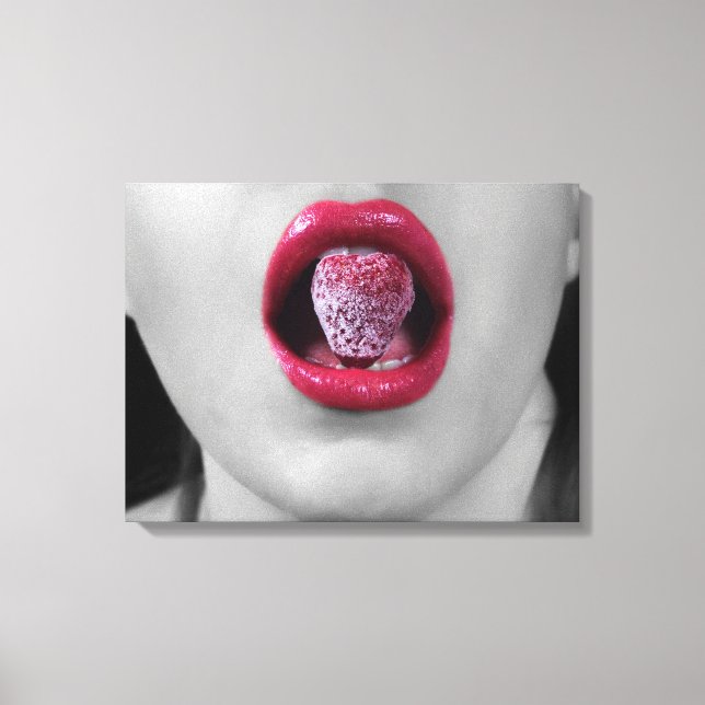 Strawberry lips canvas print (Front)