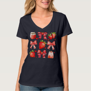  Strawberry Love Aesthetic T-Shirt