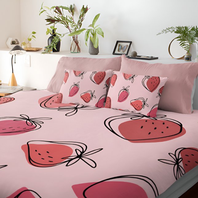 Strawberry Pattern Duvet Cover (Creator Uploaded)