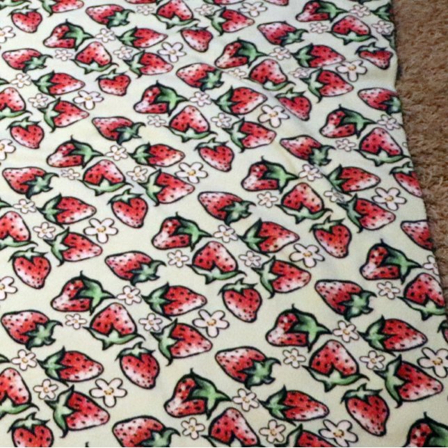 Strawberry pattern strawberries  sherpa blanket (Creator Uploaded)
