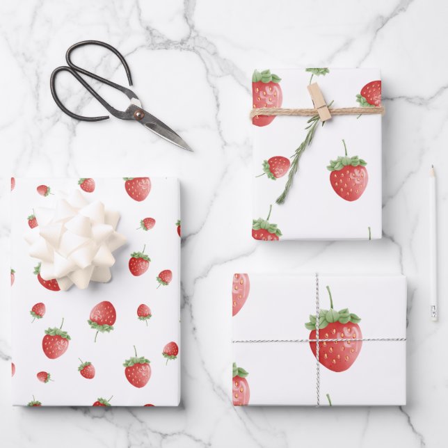 Strawberry Pattern Wrapping Paper Sheets (Front)