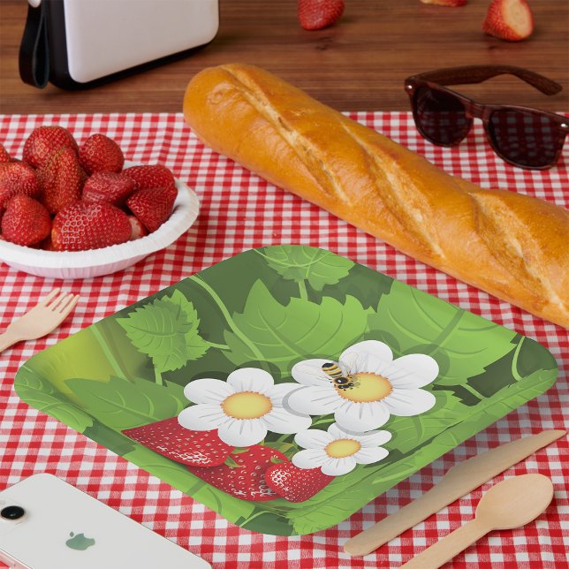Strawberry Plant Paper Plates (Creator Uploaded)